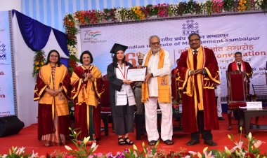 IIM Sambalpur Confers 322 MBA Graduates of 6th & 7th batch at an Annual Convocation