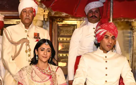 TRADITIONAL ‘HOLIKA DAHAN’ AT CITY PALACE