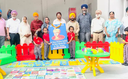 MEMBERS OF THE SUKHMANI SEVA SOCIETY BANI PARK CELEBRATE SEVA DIWAS